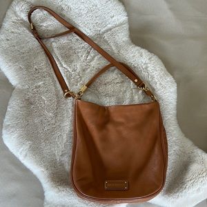 Marc by Marc Jacobs Crossbody hobo in cognac